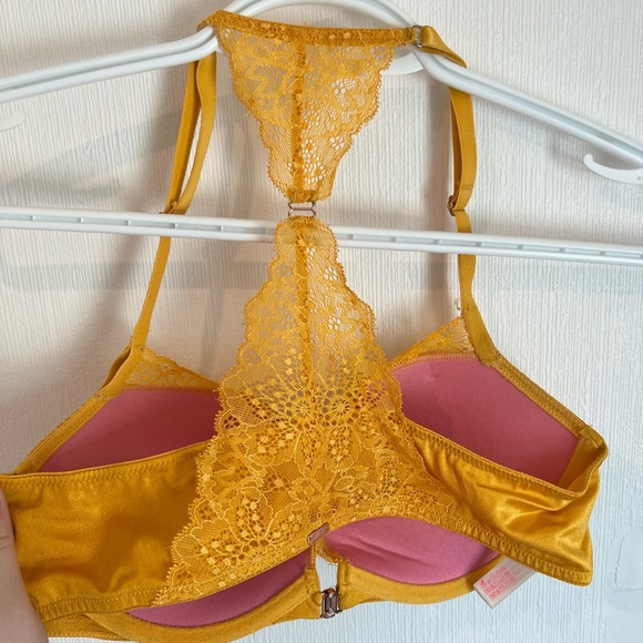 Victoria Secret PINK yellow front clasp push-up bra - Picture 3 of 4